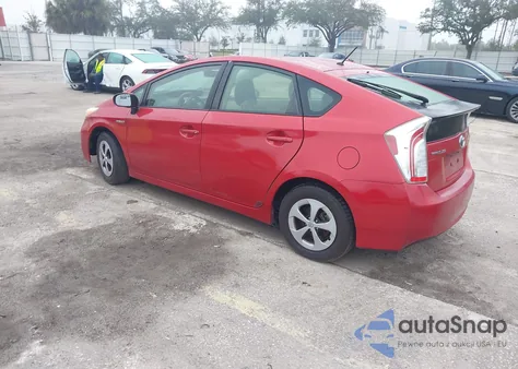 2015 Toyota Prius Two z USA, uszkodzony, nr VIN JTDKN3DU2F1916058